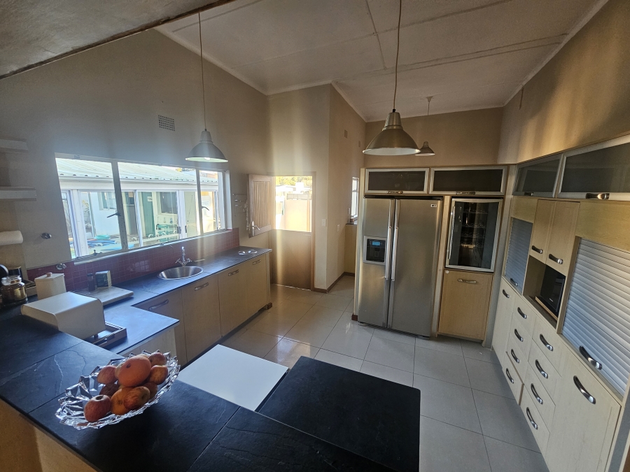 5 Bedroom Property for Sale in Riversdale Western Cape